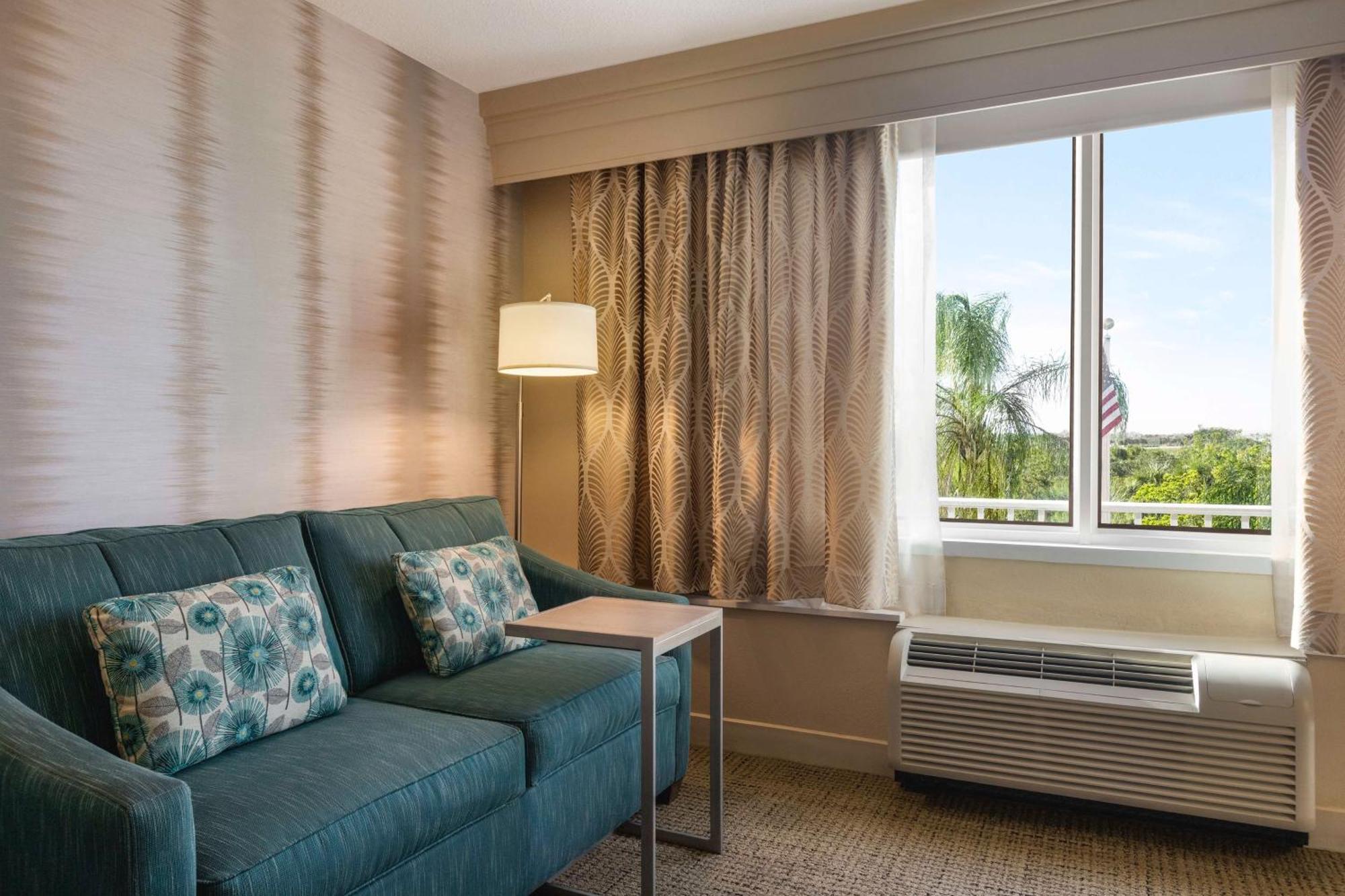 Hampton Inn Pembroke Pines Eksteriør bilde
