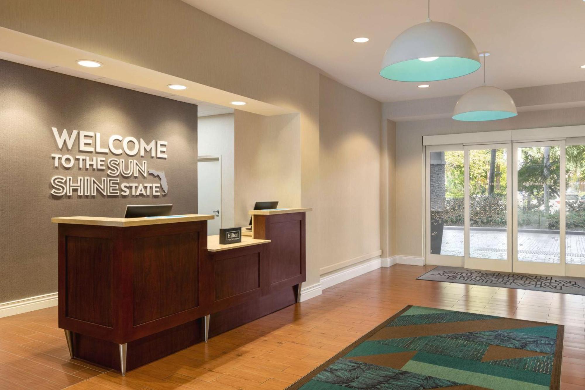 Hampton Inn Pembroke Pines Eksteriør bilde
