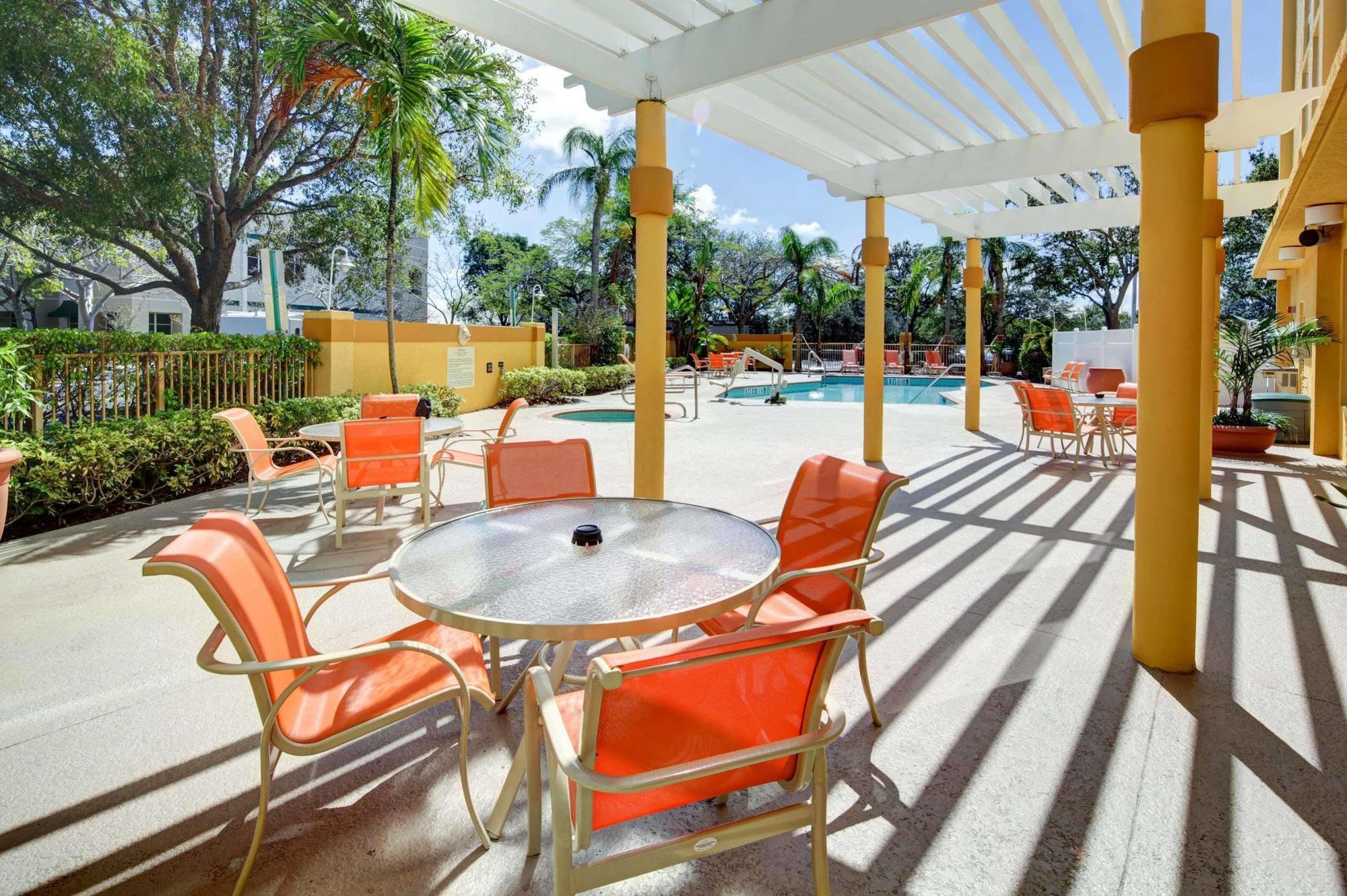 Hampton Inn Pembroke Pines Eksteriør bilde